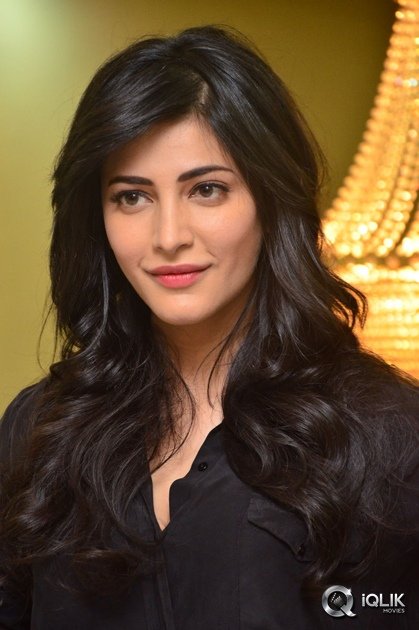 Shruti-Haasan-Interview-About-Premam-Movie